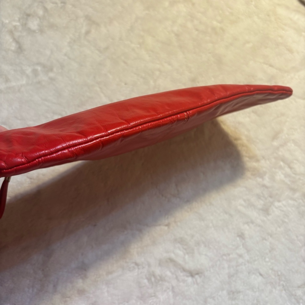 Vintage Clutch Red Faux Leather with 3D Floral Accent Zippered Close Classic - Picture 7 of 13